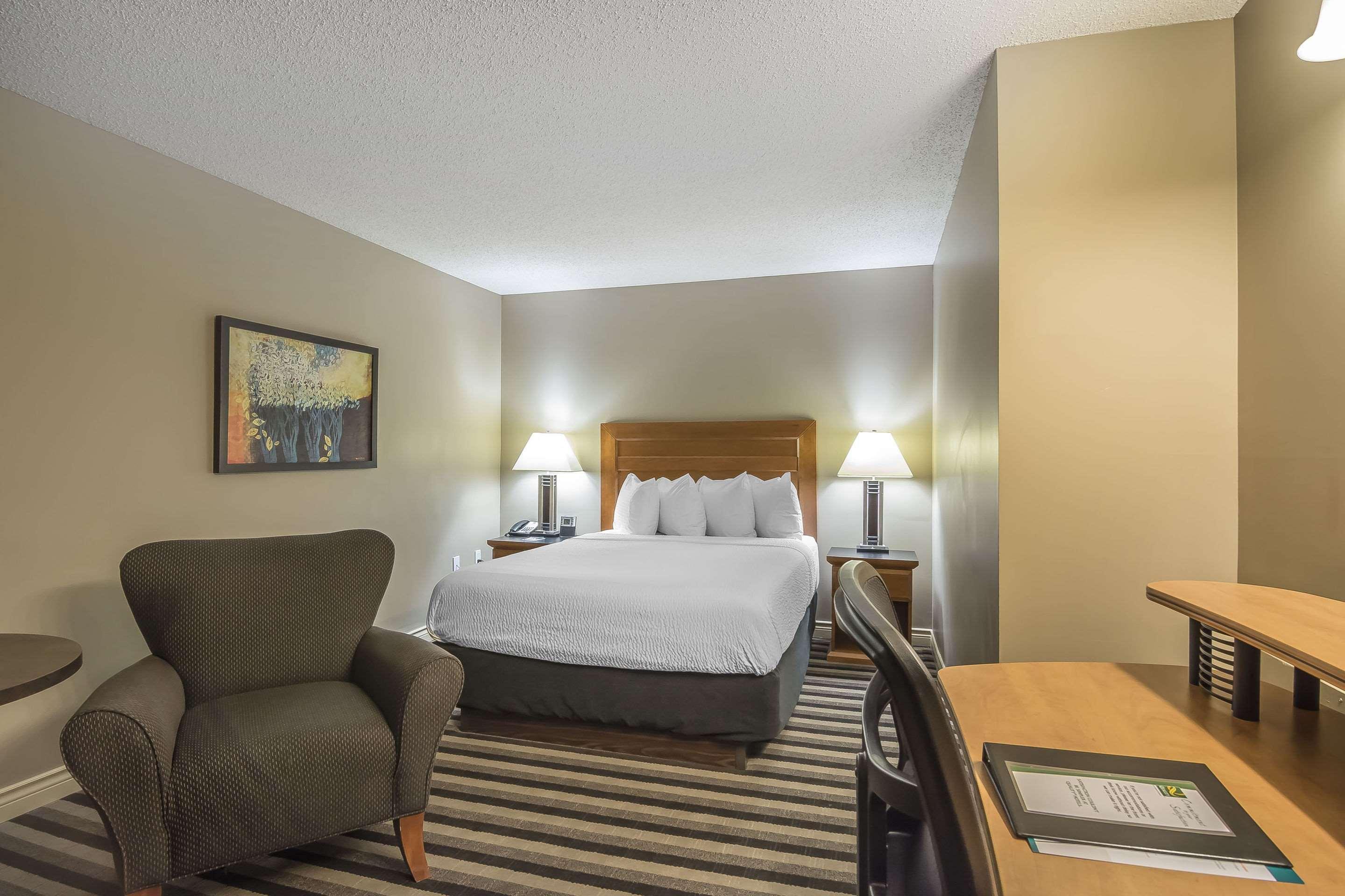 Quality Inn West Edmonton Ngoại thất bức ảnh