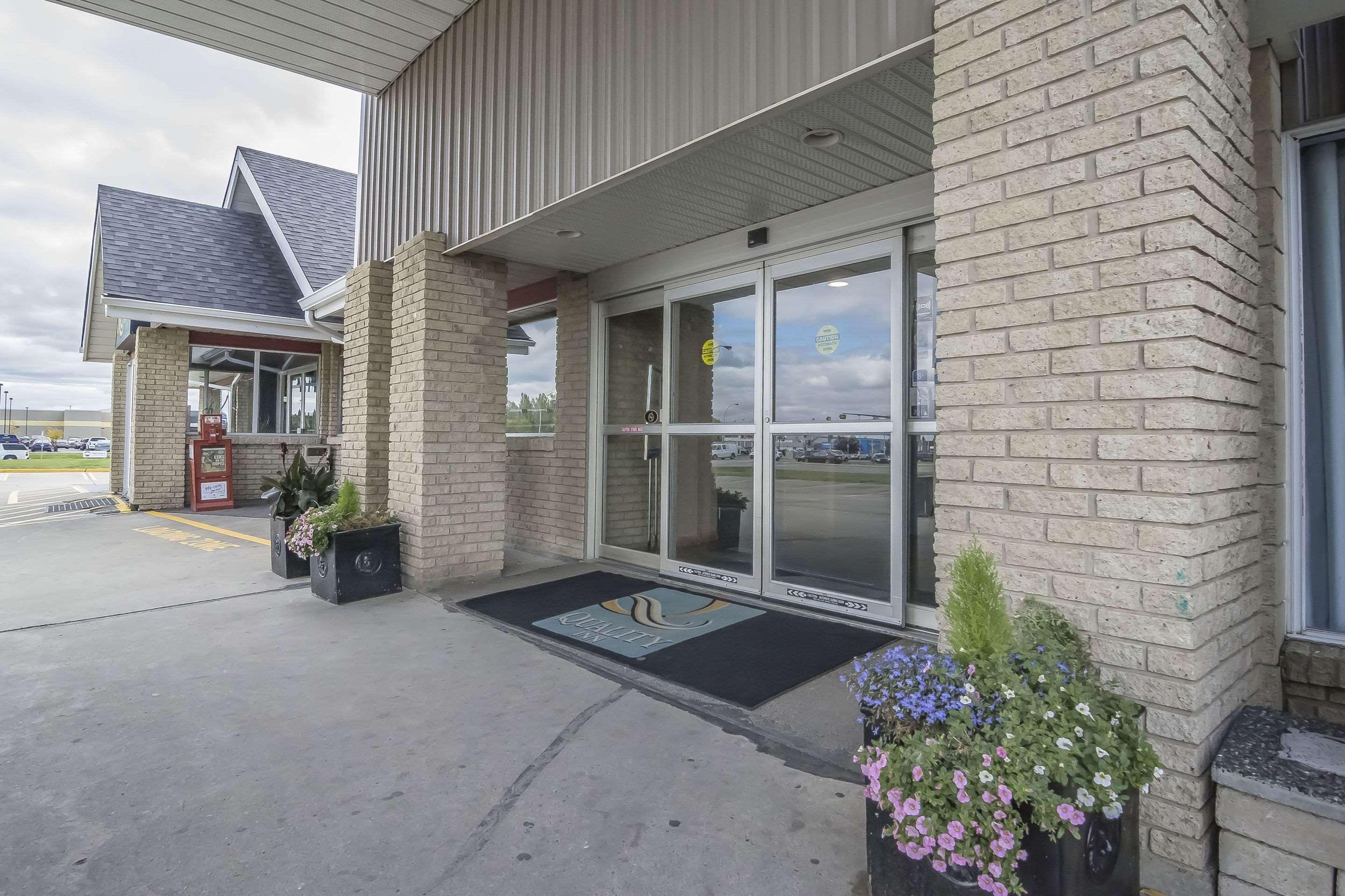 Quality Inn West Edmonton Ngoại thất bức ảnh