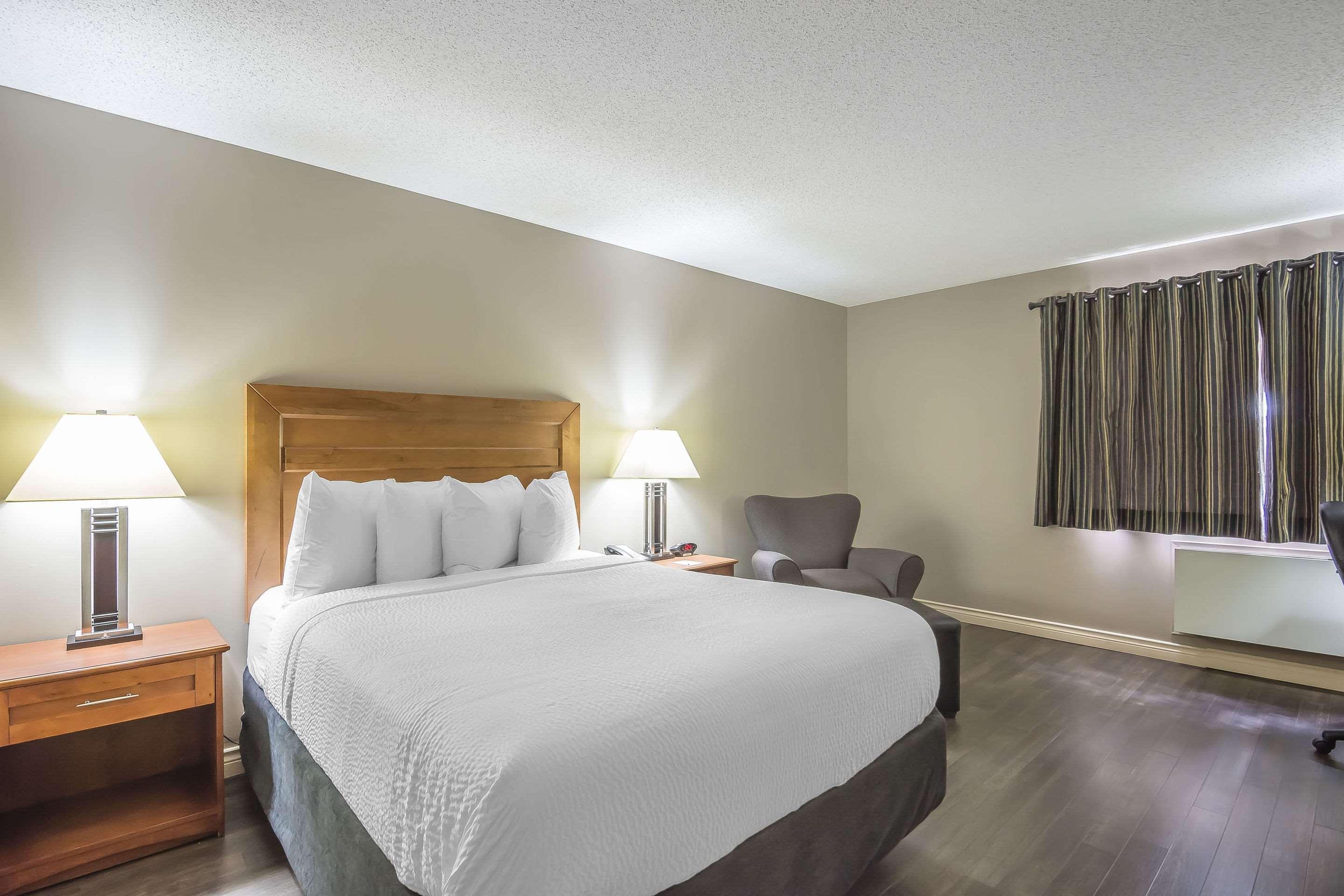 Quality Inn West Edmonton Ngoại thất bức ảnh