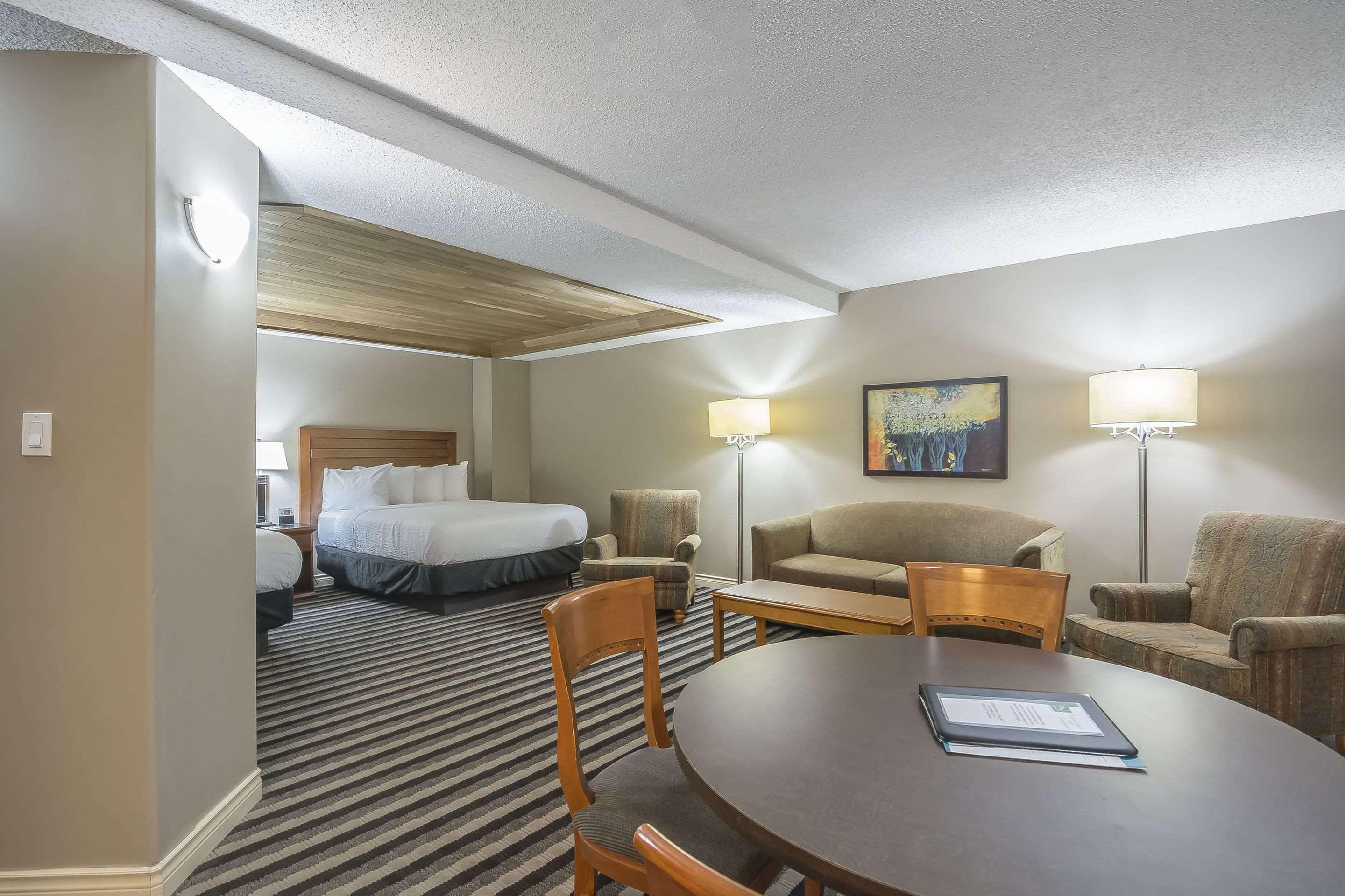 Quality Inn West Edmonton Ngoại thất bức ảnh