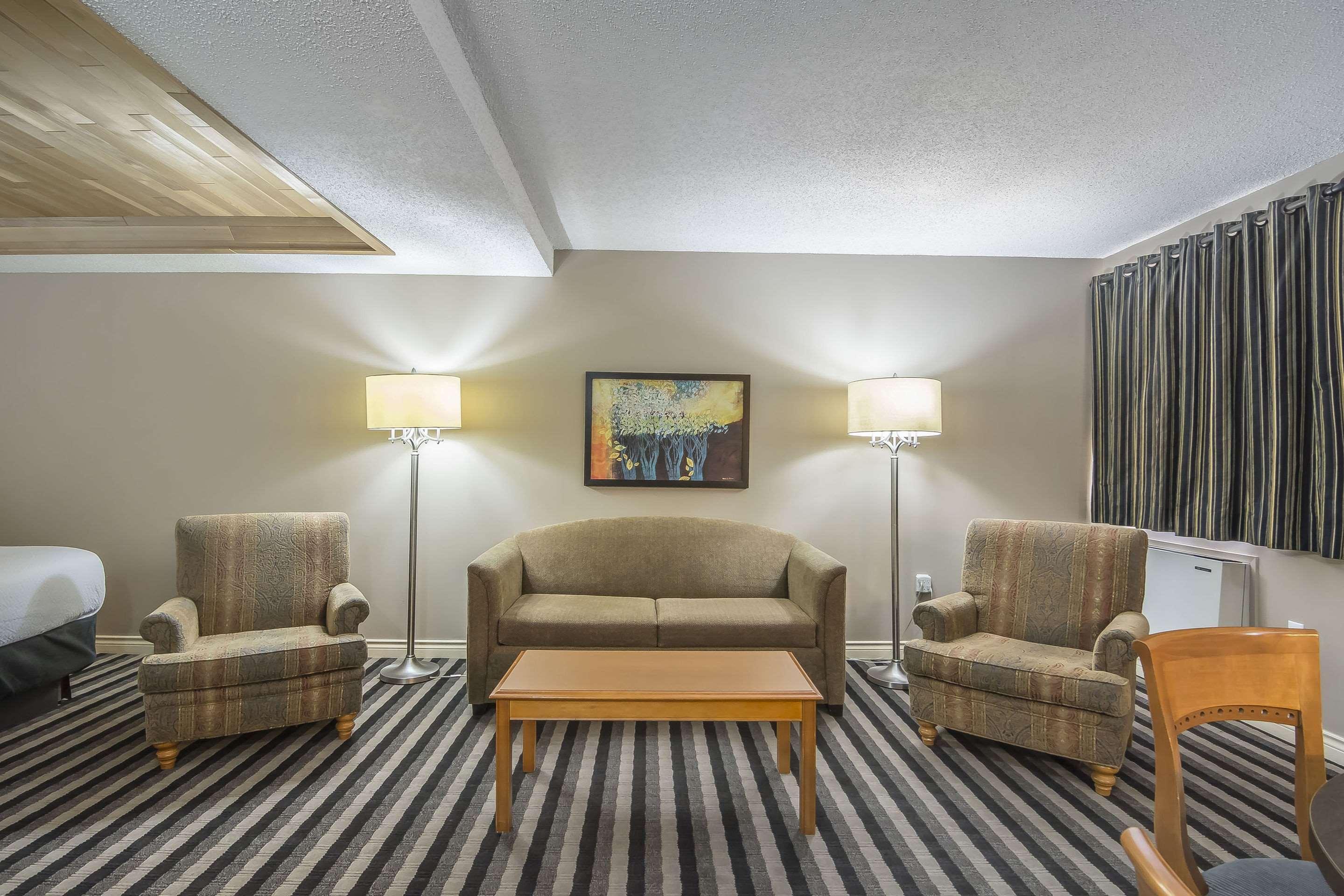 Quality Inn West Edmonton Ngoại thất bức ảnh