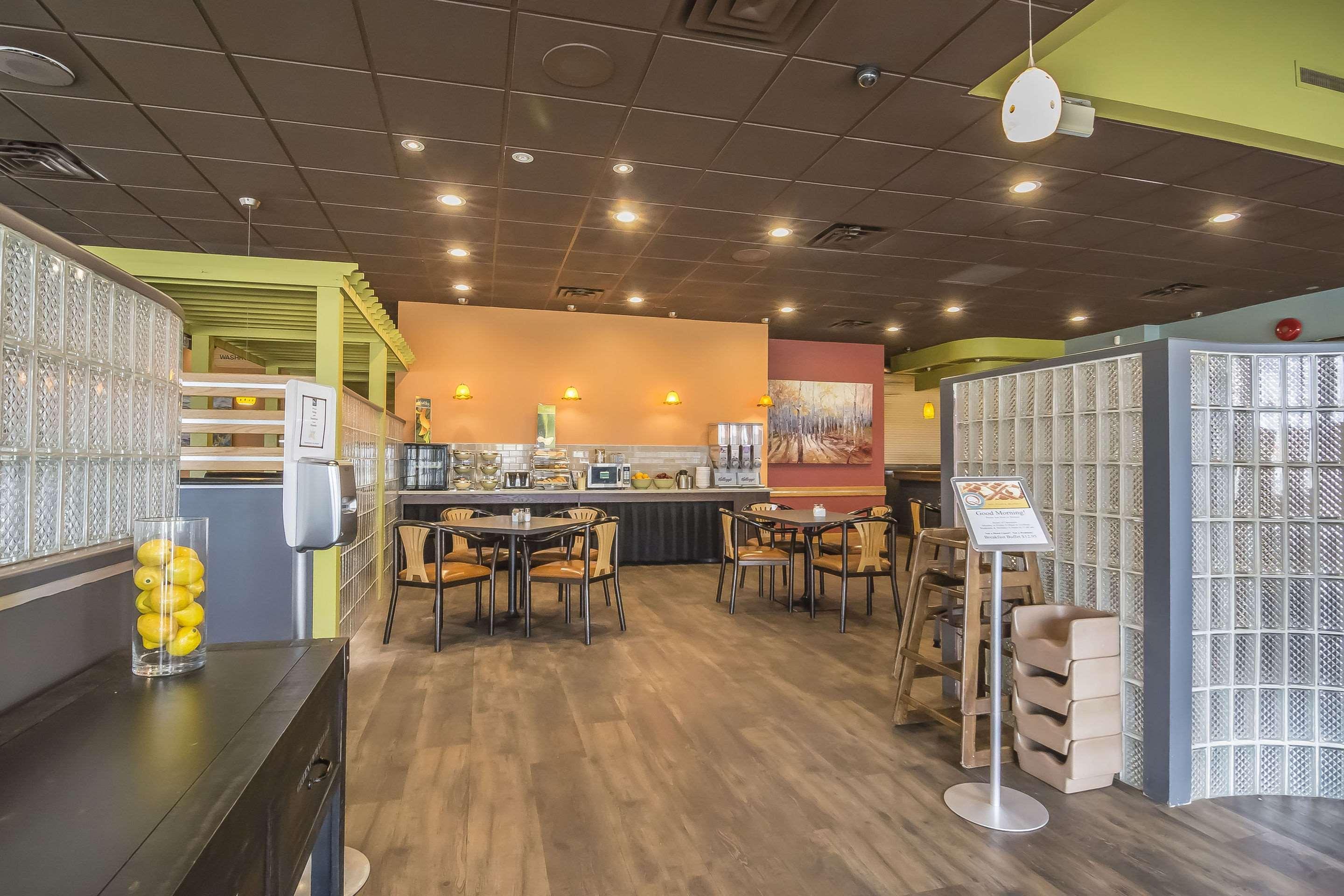 Quality Inn West Edmonton Ngoại thất bức ảnh