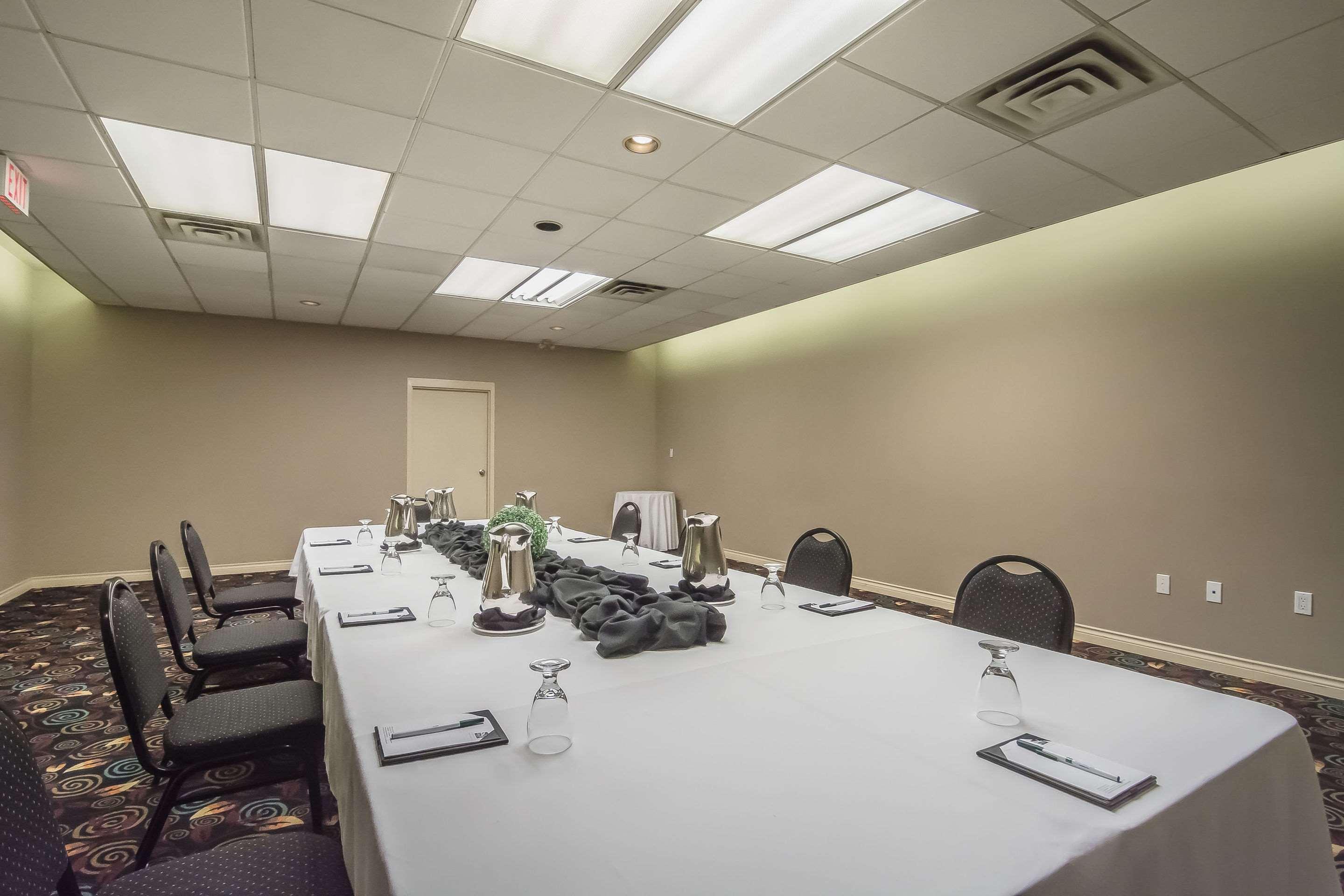 Quality Inn West Edmonton Ngoại thất bức ảnh